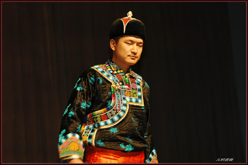 乌珠穆沁服饰
